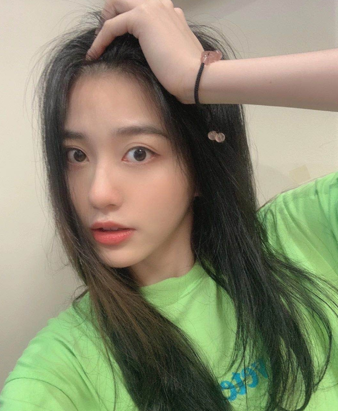 爆干清纯小妹 高潮要你射里面 爽歪歪